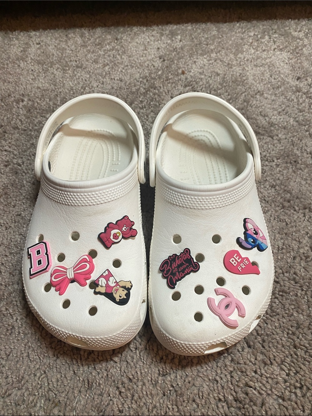CROCS Classic White Kids Clogs with Pink Charm Accents Size J3